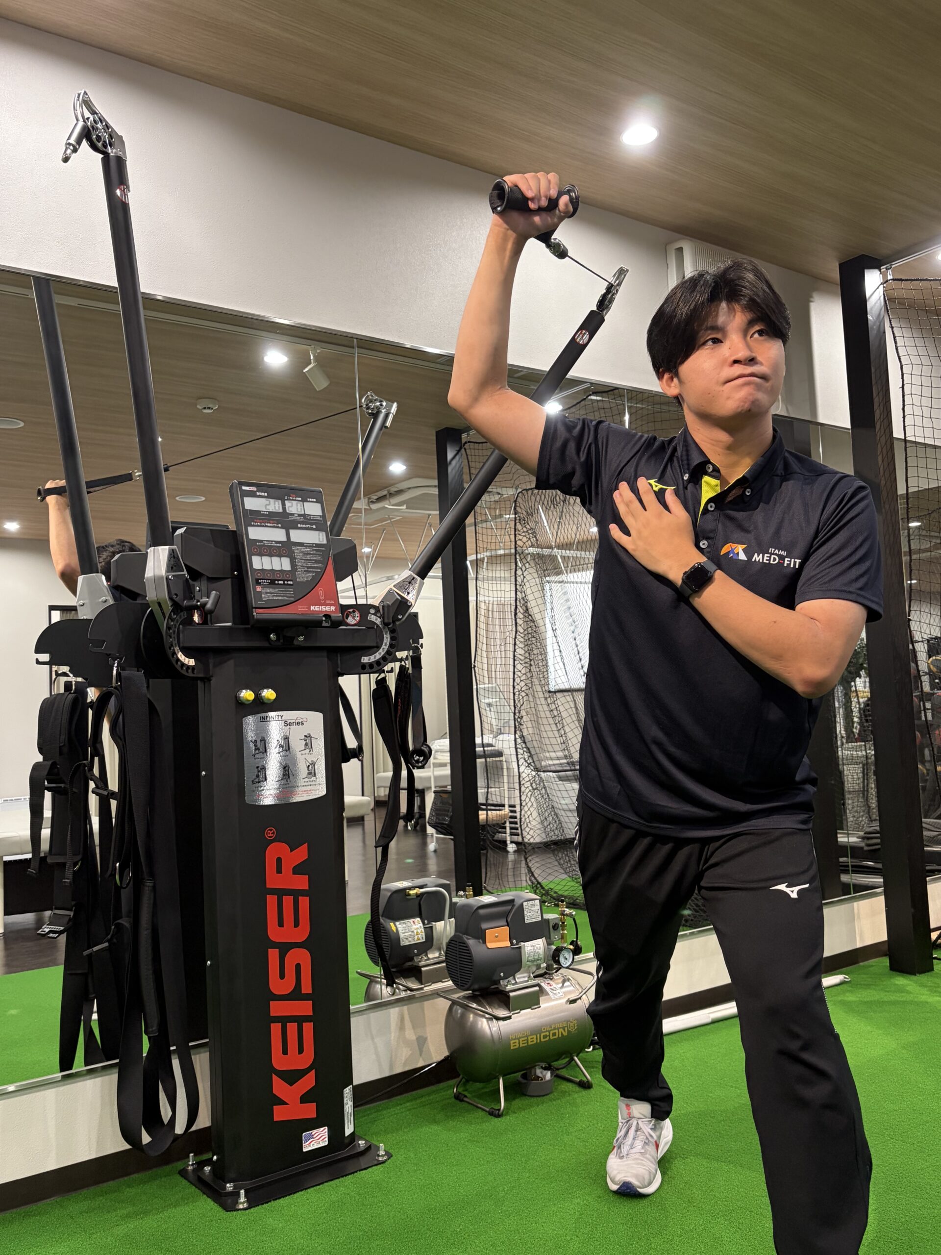 KEISERファンクショナルトレーナーによるZERO-POSITION 内旋 トレーニング
